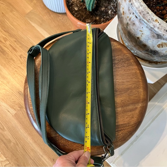 Made in SPAIN HANDMADE sling belt bag. Barcelona. Genuine butter soft Leather. - Picture 13 of 17